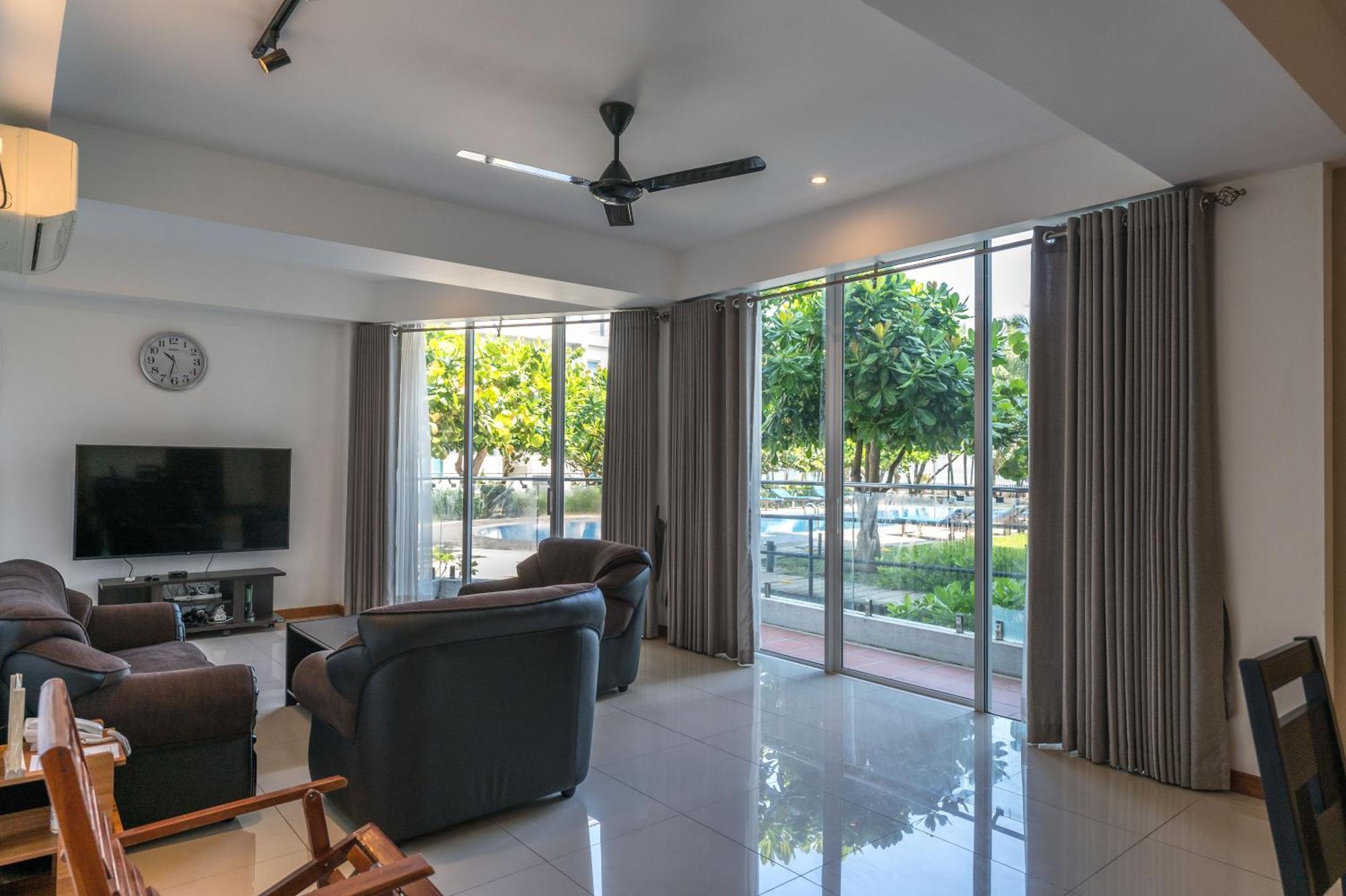 Oceanfront Condominium - Nilaveli Bagian luar foto